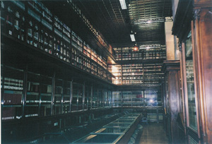 Casamari: interno della biblioteca